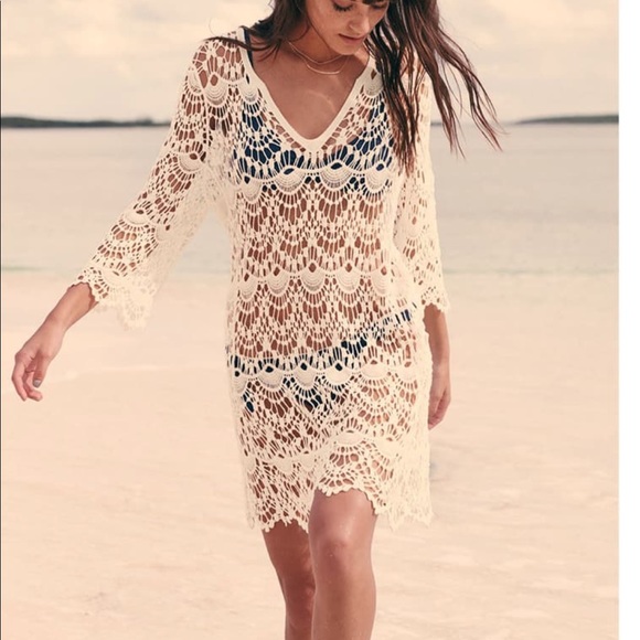 Surf Gypsy Other - Surf Gypsy v neck crochet swim cover up